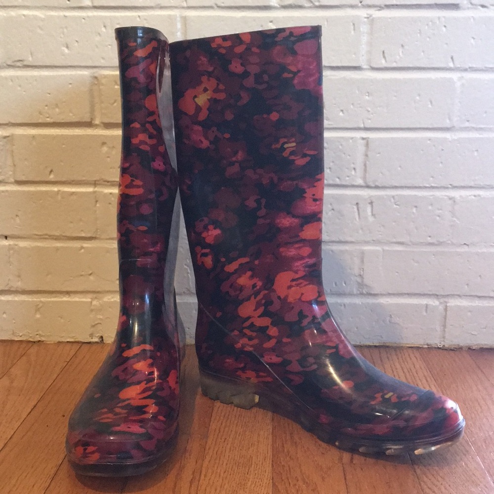 rain boots